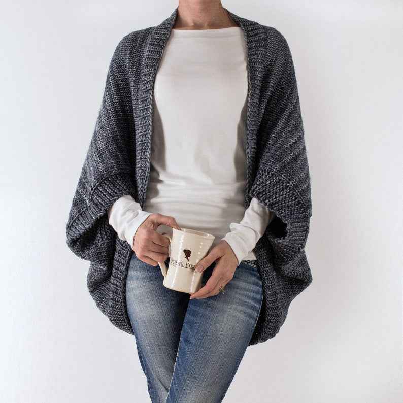 🧶The "I Can't Believe I Made This" Cozy Shrug Pattern