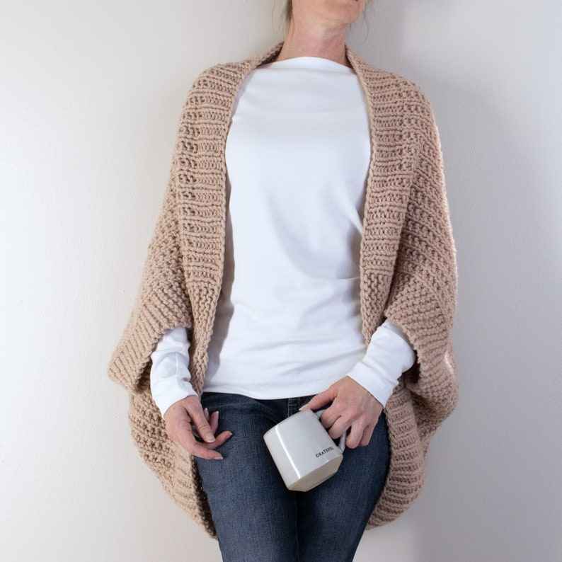 🧶The "I Can't Believe I Made This" Cozy Shrug Pattern