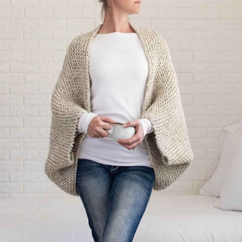 🧶The "I Can't Believe I Made This" Cozy Shrug Pattern
